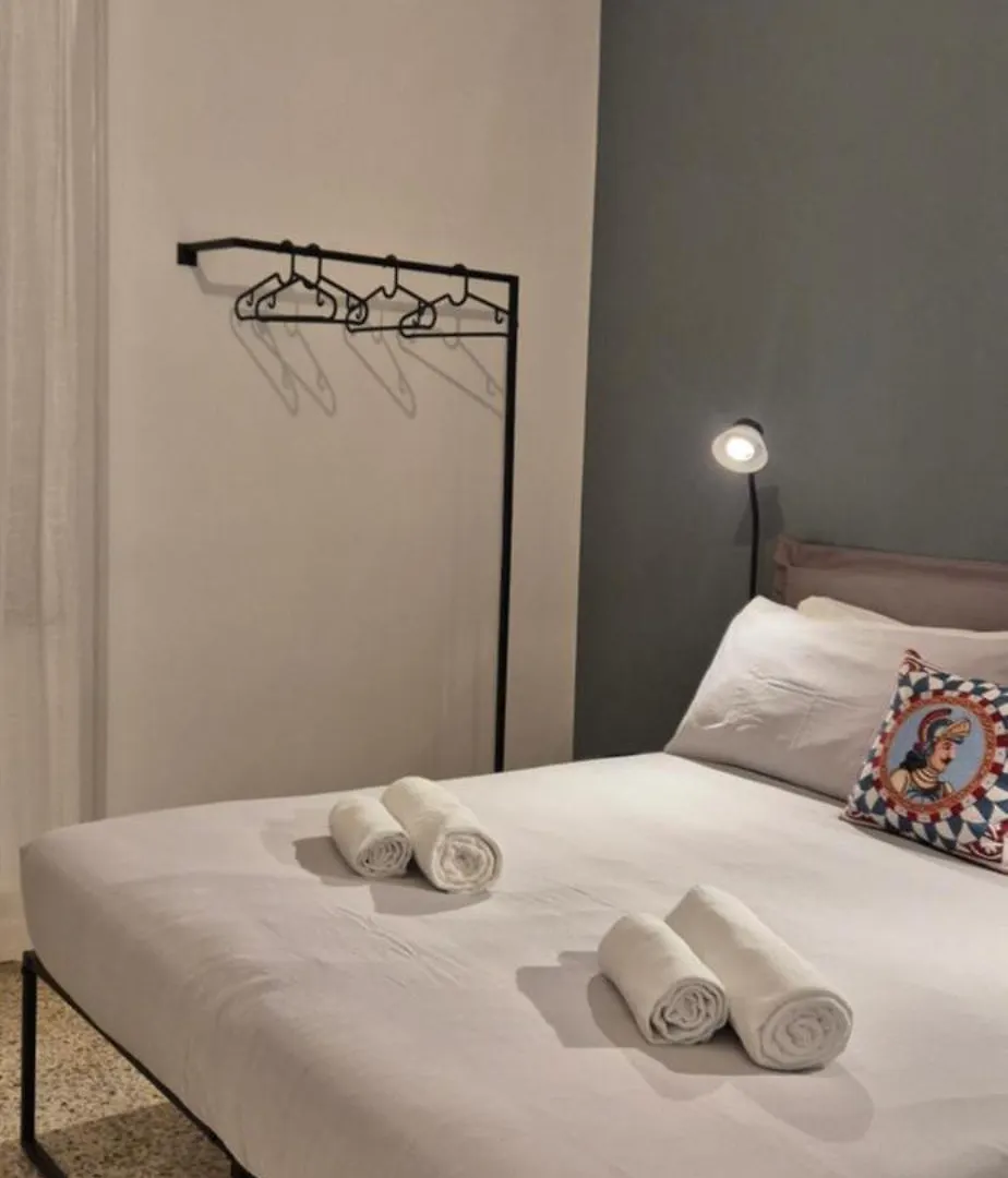 Catherine Home تاورمينا شقة